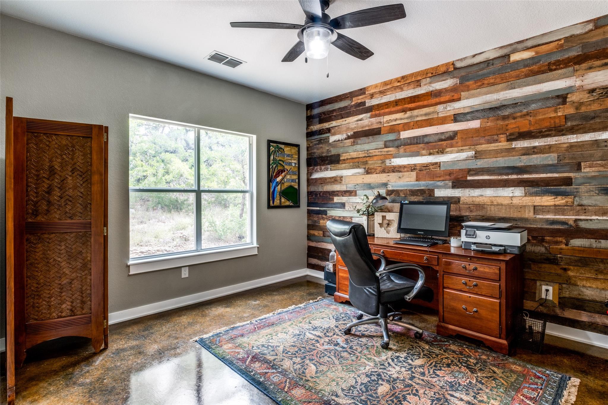 20501 Bee Hive Ln, Spicewood, TX 78669