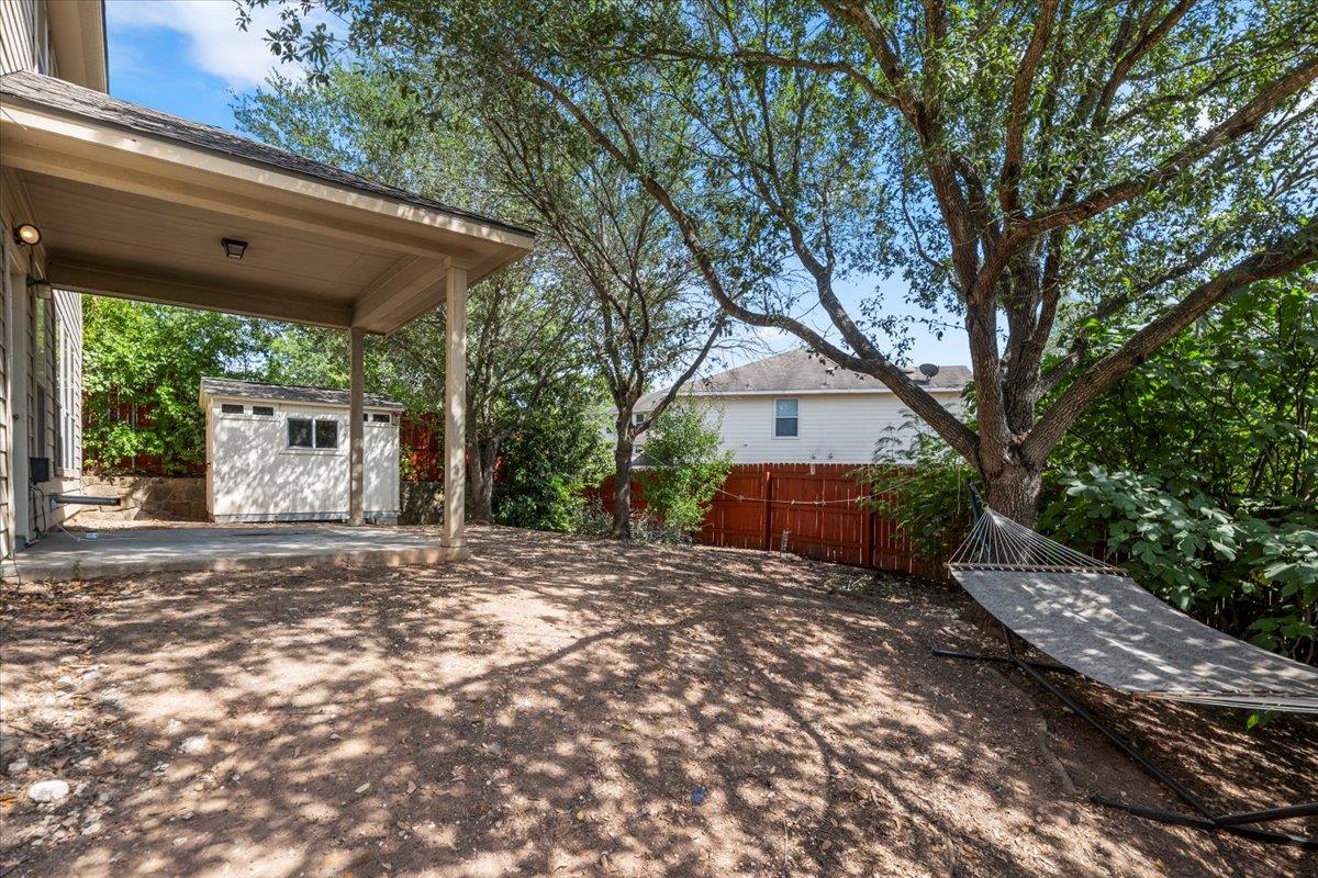 2001 Stephanne Creek Cv, Austin, TX 78744