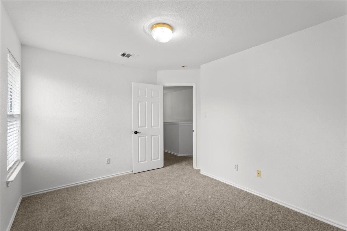 2001 Stephanne Creek Cv, Austin, TX 78744