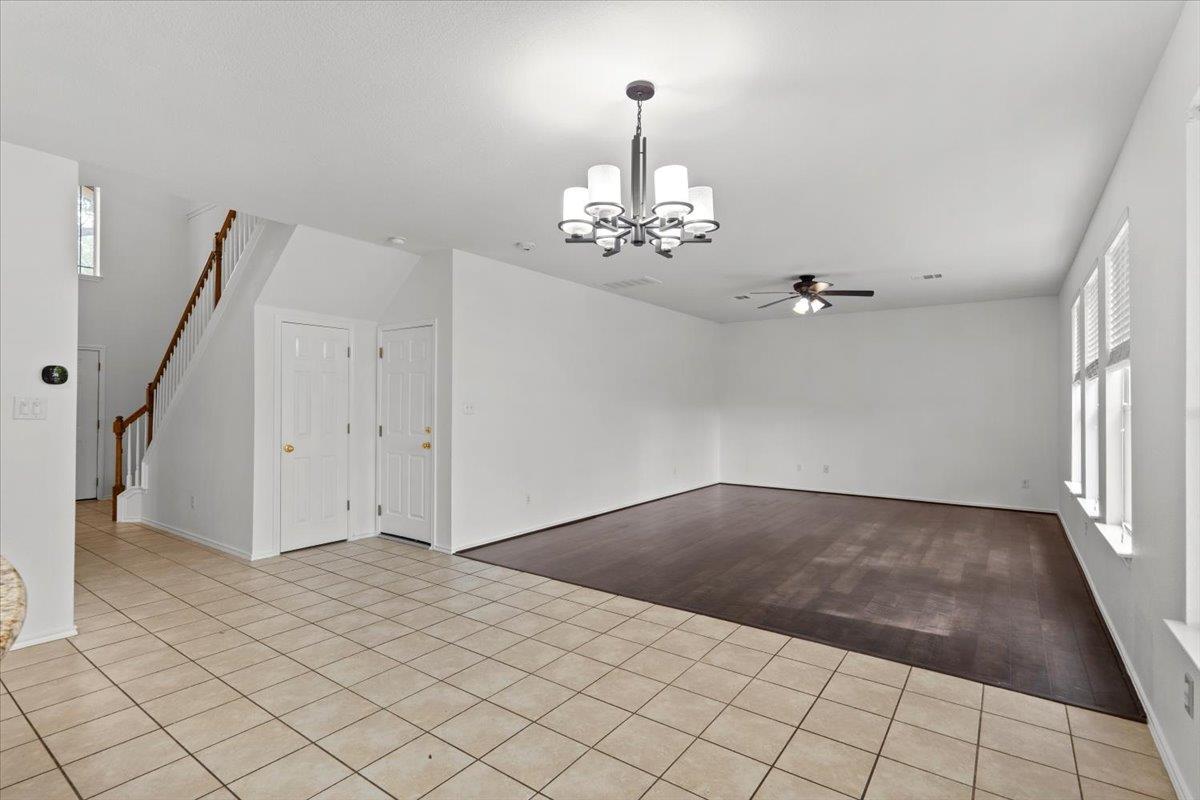 2001 Stephanne Creek Cv, Austin, TX 78744