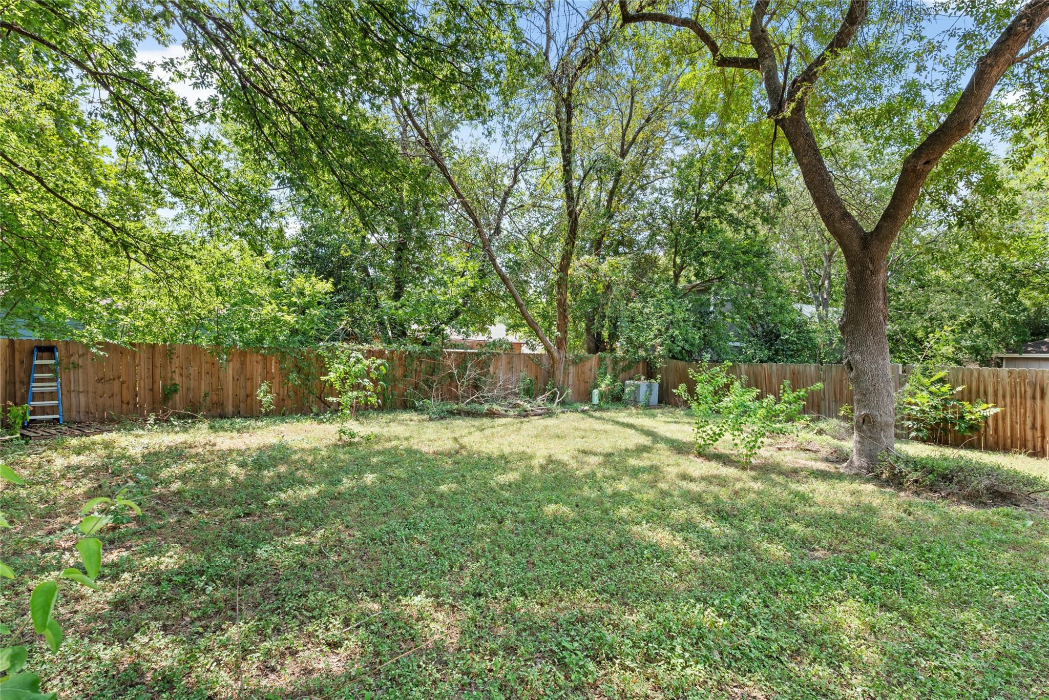 4407 Dovewood Dr, Austin, TX 78744