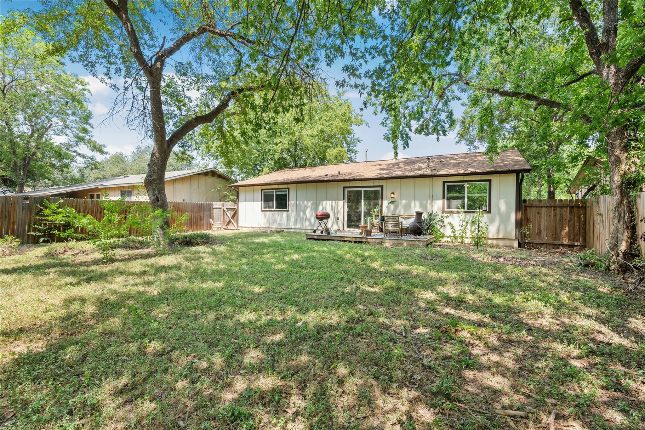 4407 Dovewood Dr, Austin, TX 78744