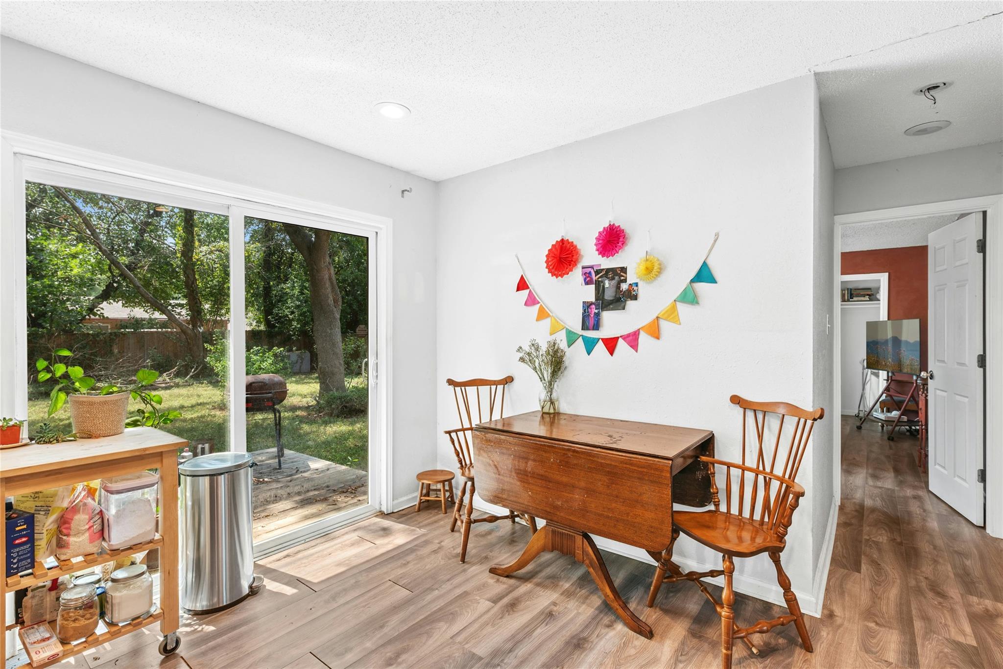 4407 Dovewood Dr, Austin, TX 78744