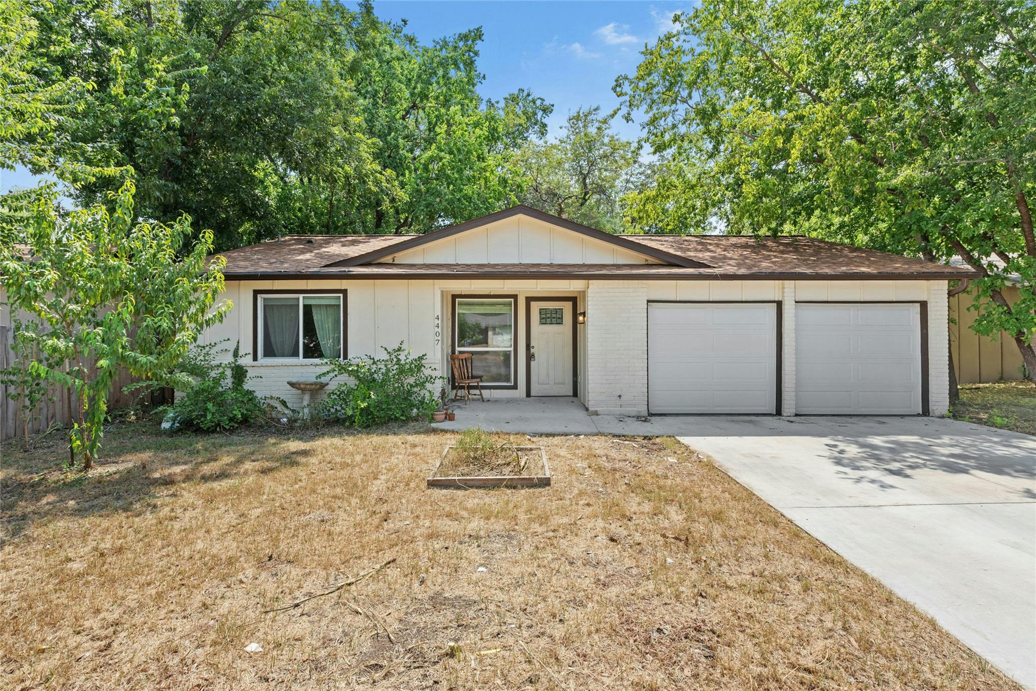4407 Dovewood Dr, Austin, TX 78744