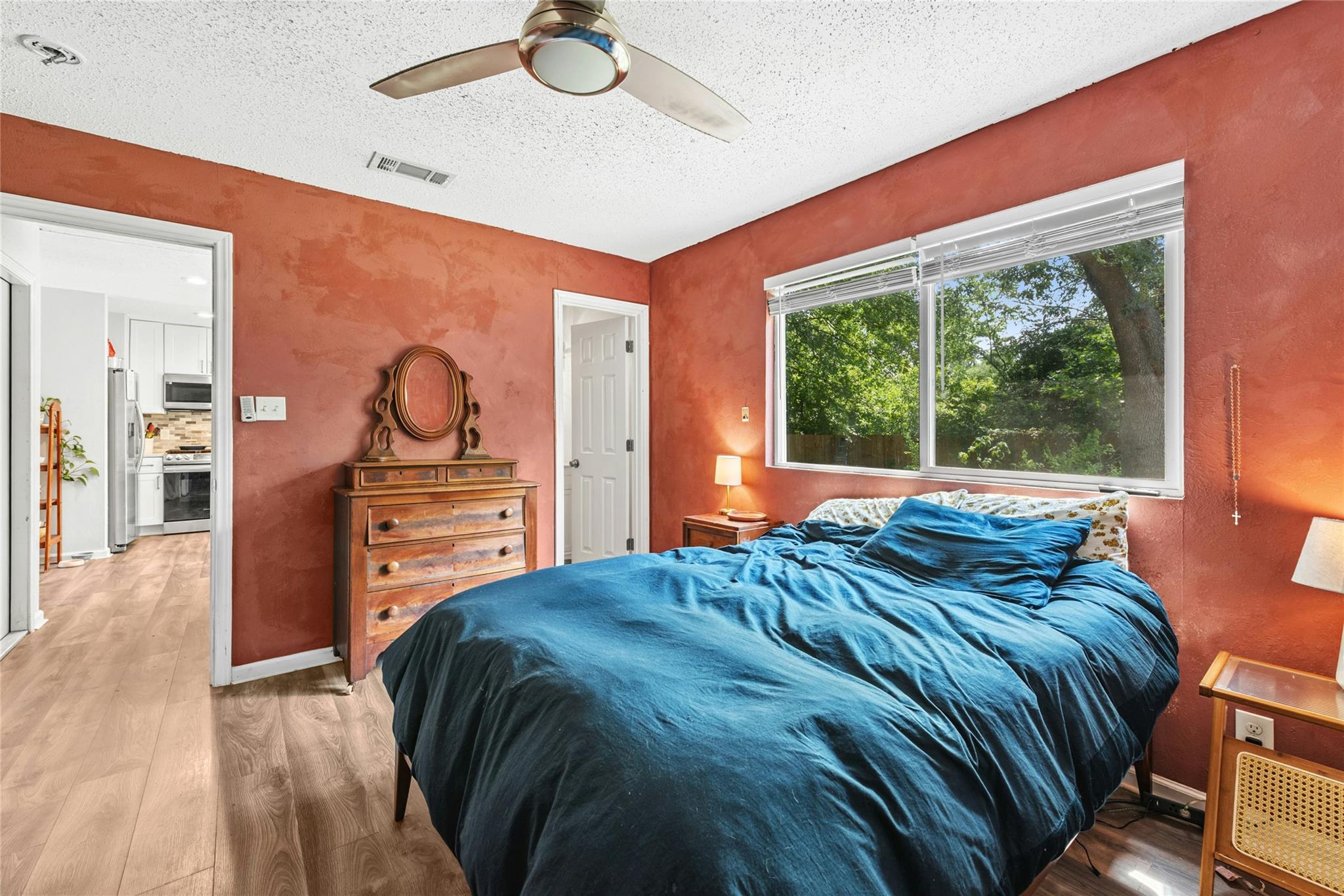 4407 Dovewood Dr, Austin, TX 78744