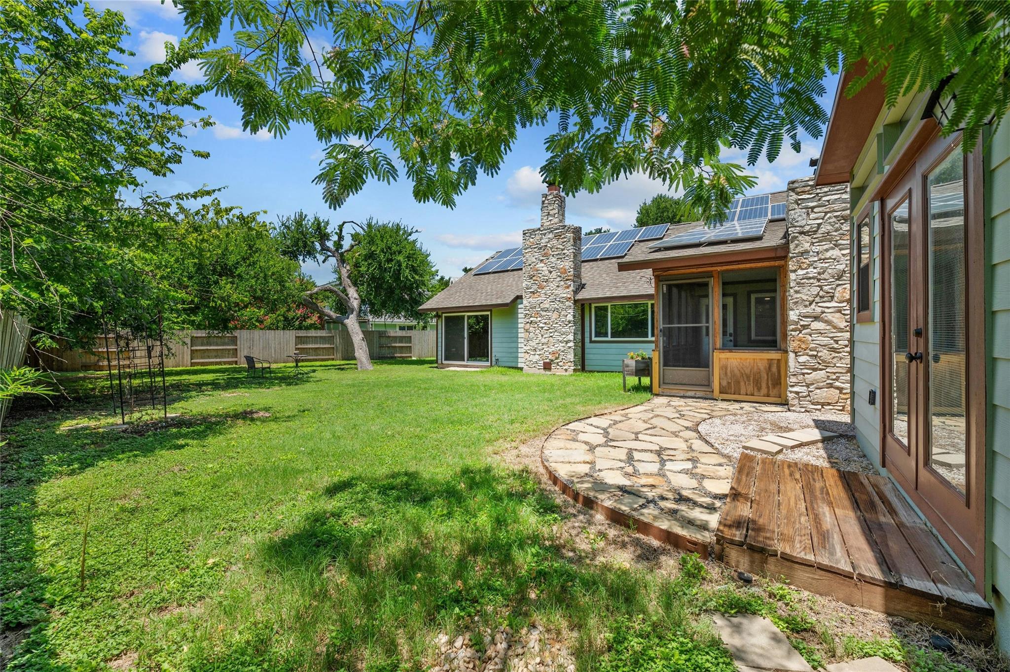 10255 Missel Thrush Dr, Austin, TX 78750