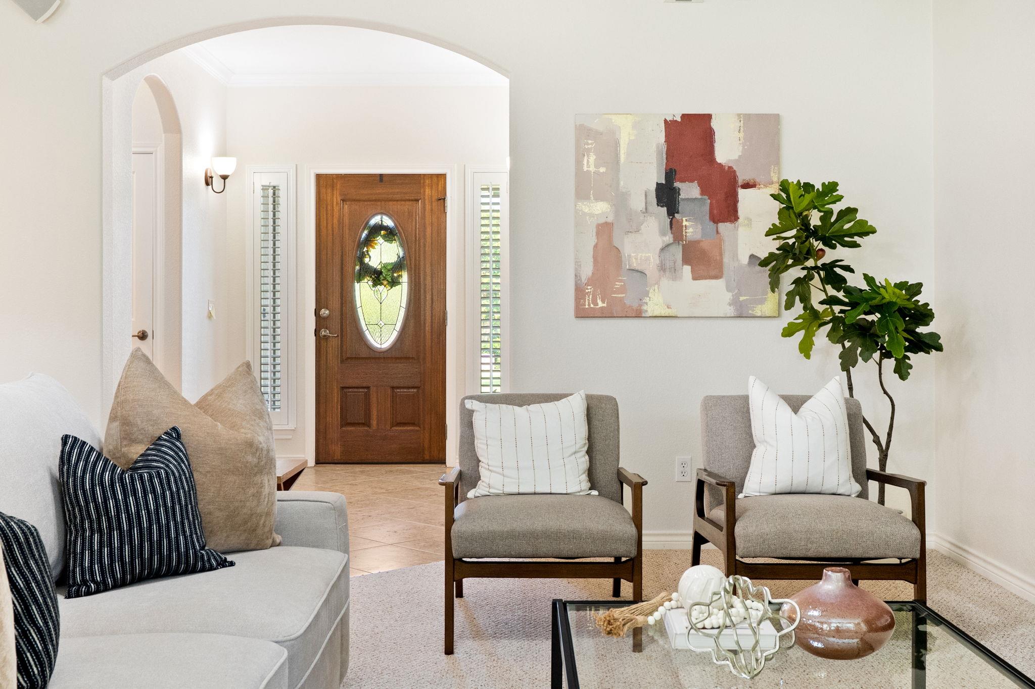 900 Heritage Oaks Bnd, Georgetown, TX 78633