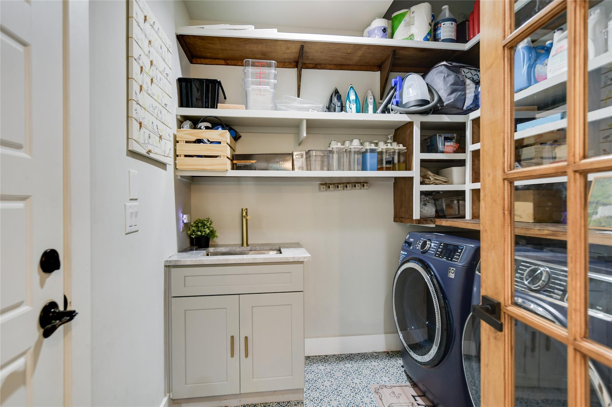 7810 Hardy Dr, Austin, TX 78757