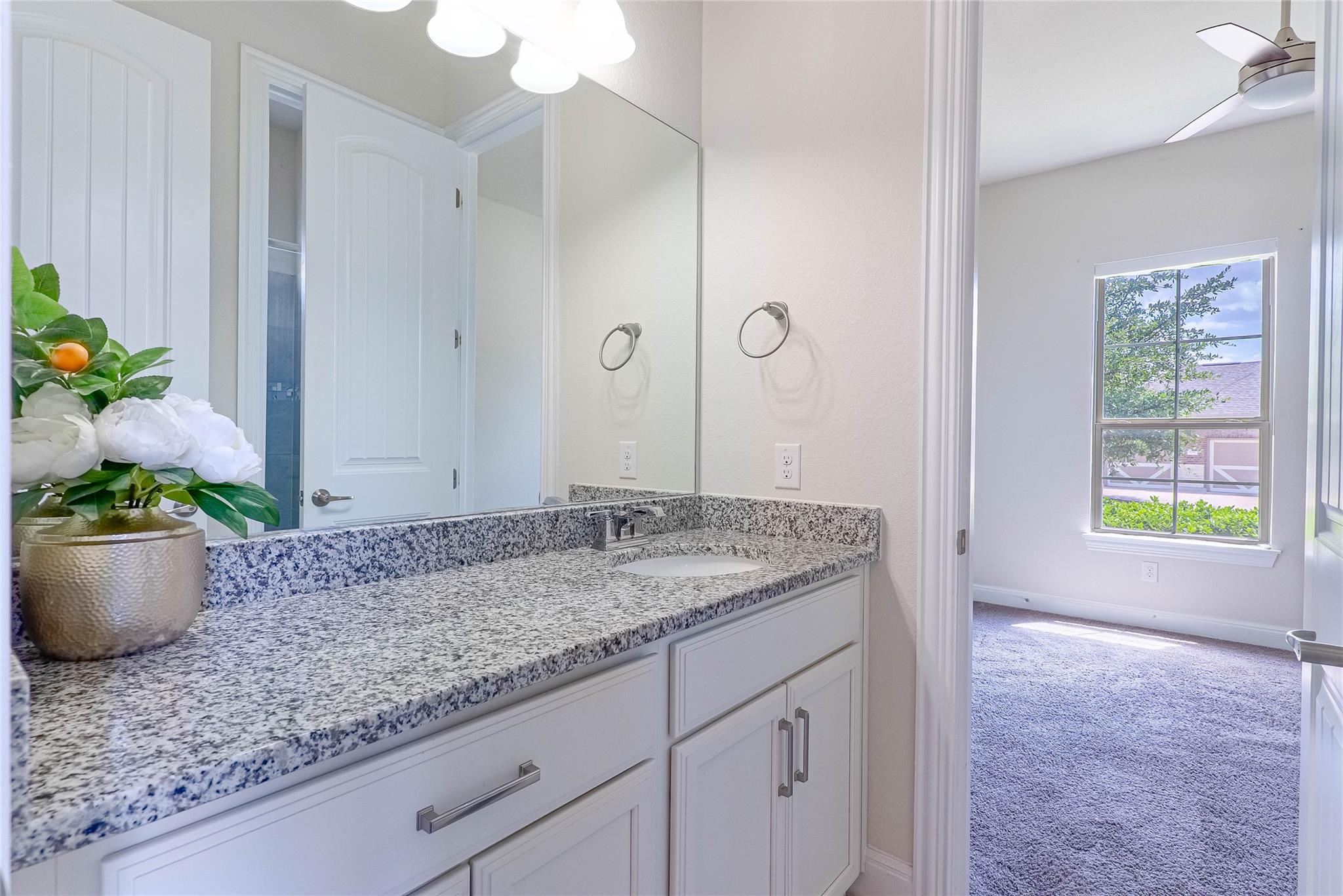 833 Tabernash Dr, Leander, TX 78641