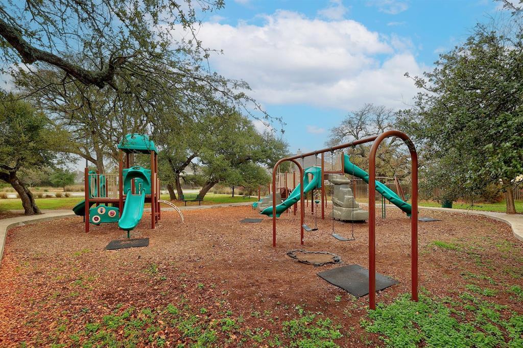 833 Tabernash Dr, Leander, TX 78641