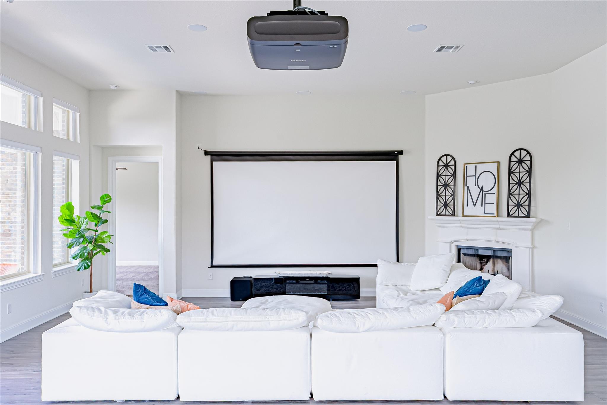 833 Tabernash Dr, Leander, TX 78641