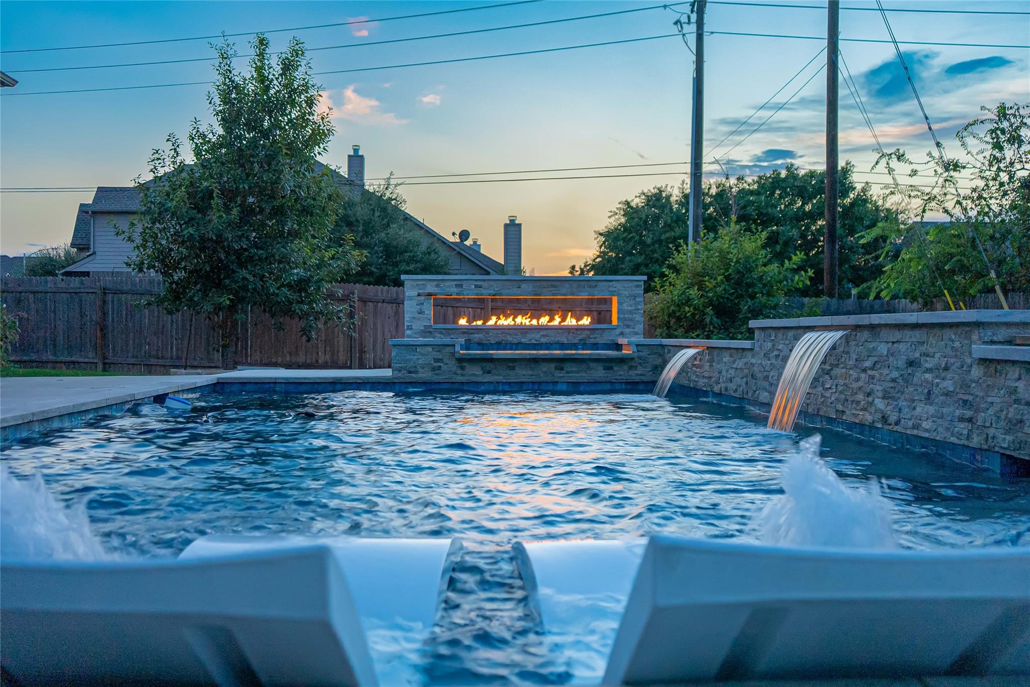 833 Tabernash Dr, Leander, TX 78641