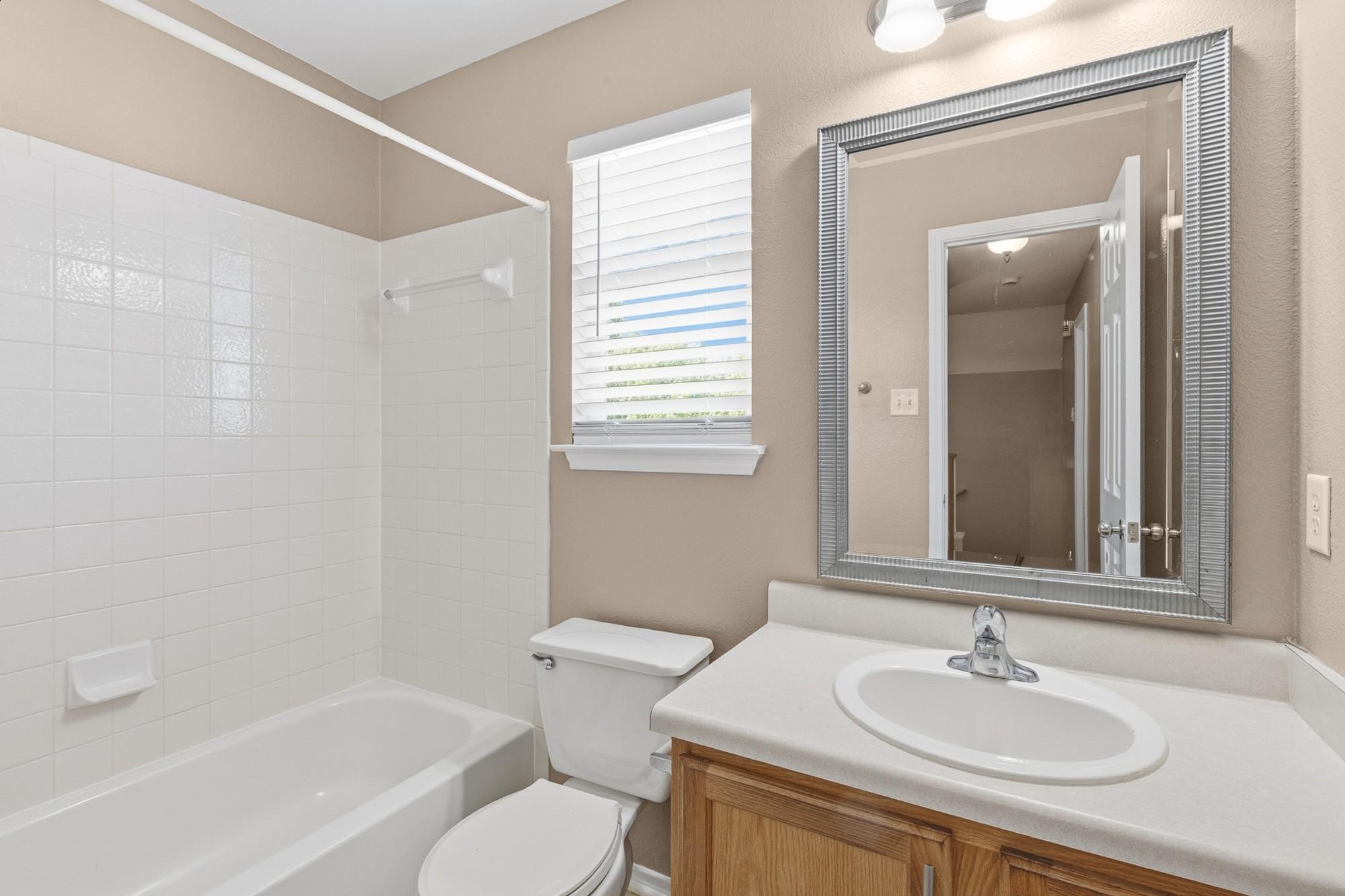 115 Teasley, Kyle, TX 78640