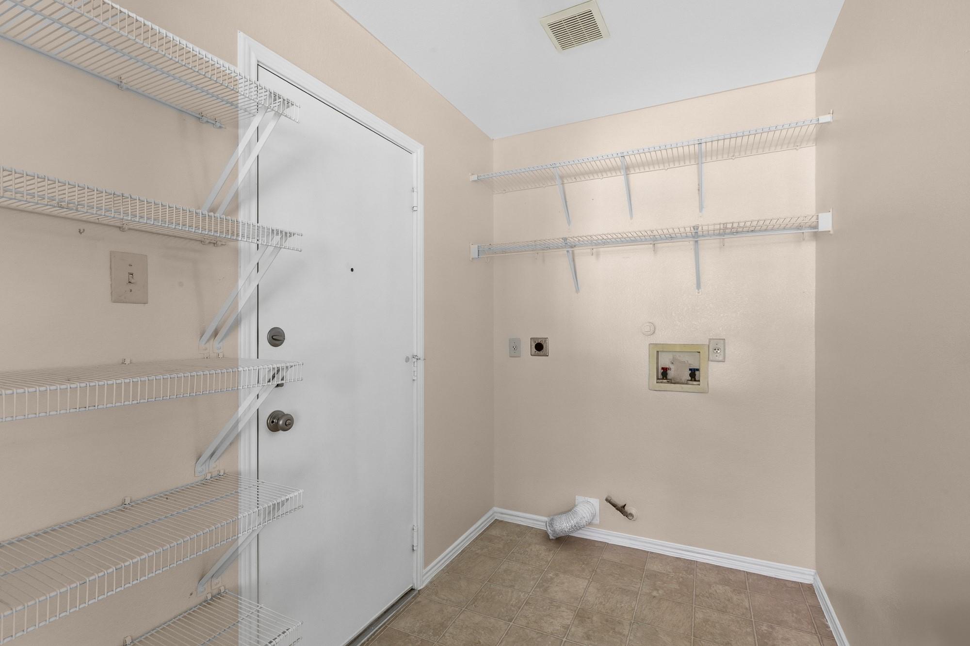 115 Teasley, Kyle, TX 78640