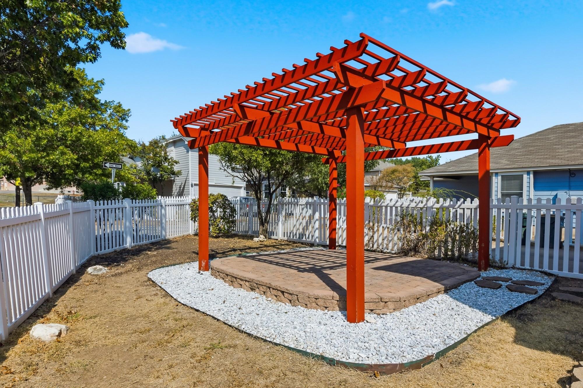 115 Teasley, Kyle, TX 78640