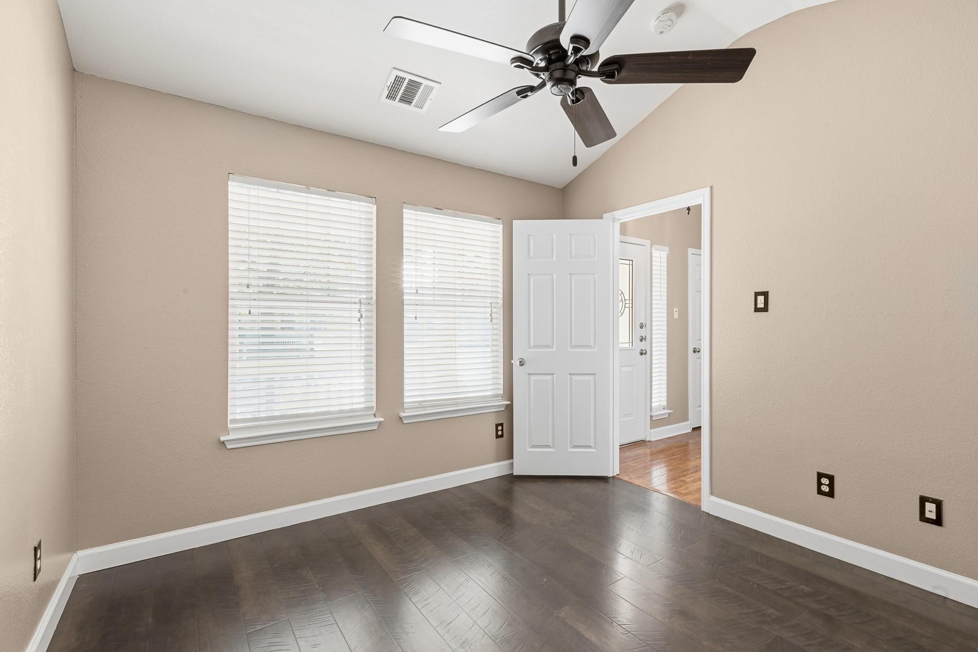 115 Teasley, Kyle, TX 78640