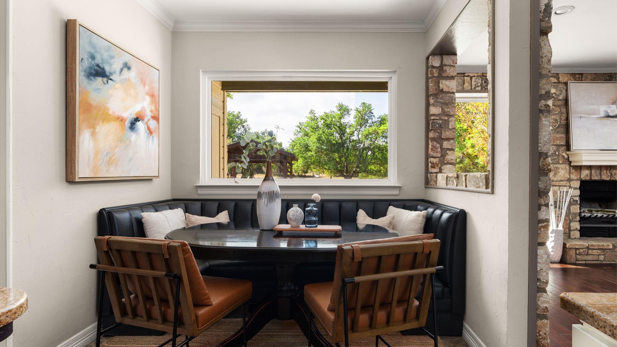 1011 Oak Meadow Dr, Dripping Springs, TX 78620