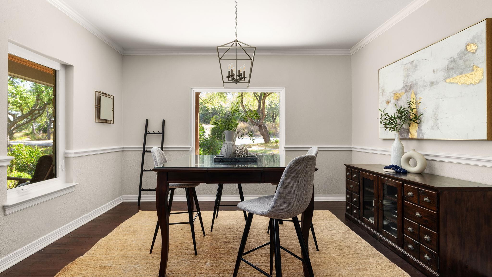 1011 Oak Meadow Dr, Dripping Springs, TX 78620