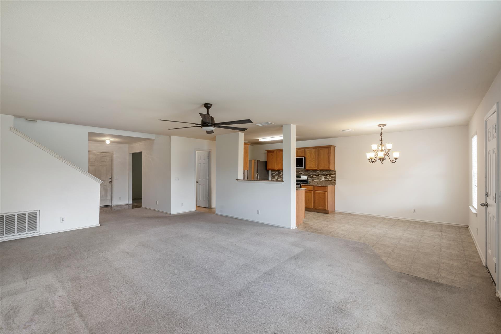 205 Stewart Dr, Hutto, TX 78634