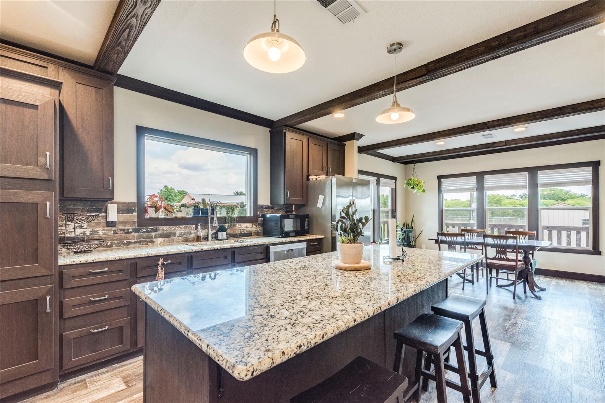 7000 Fm 713, Dale, TX 78616