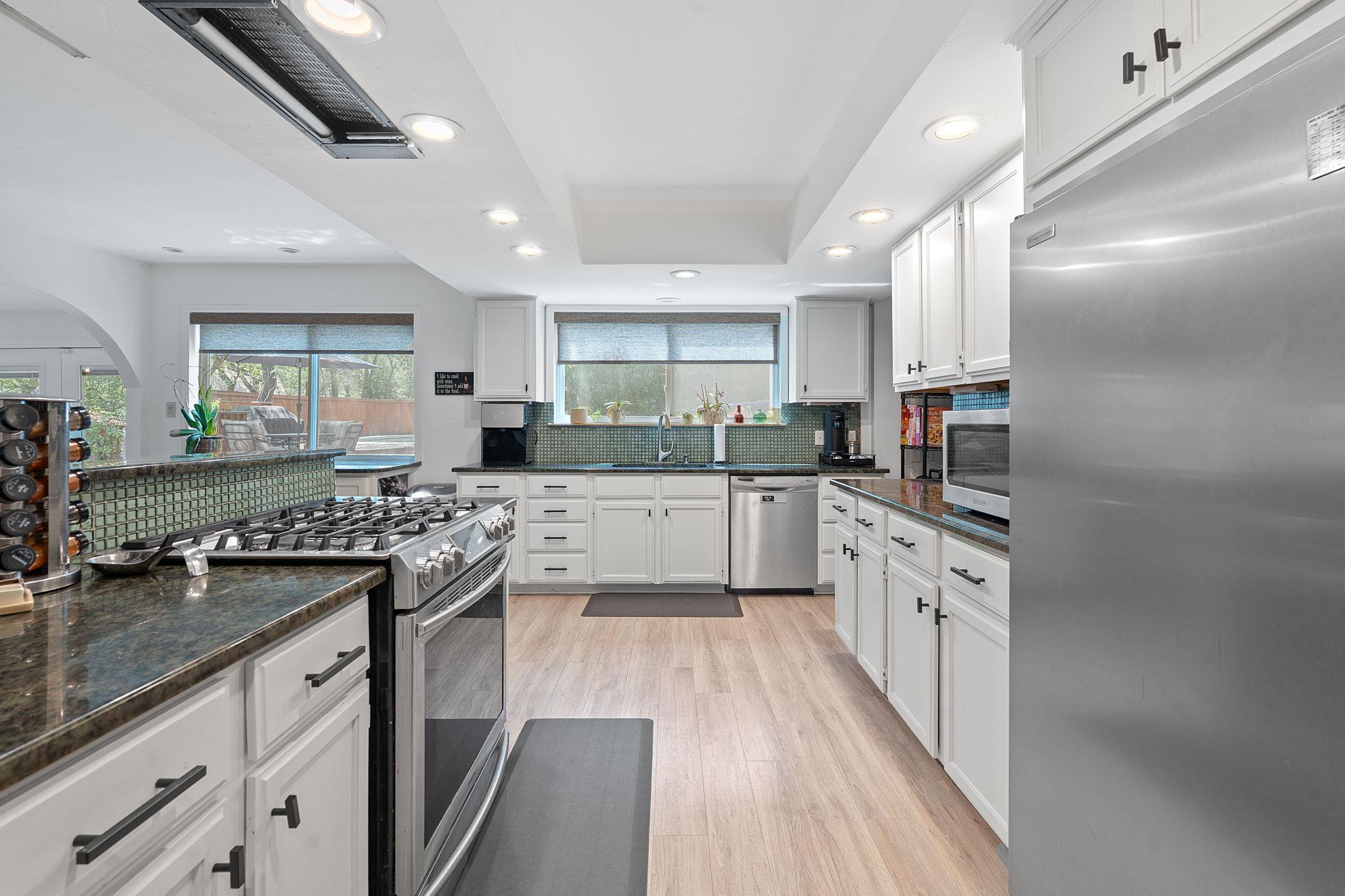 3605 Pinnacle Rd, Austin, TX 78746