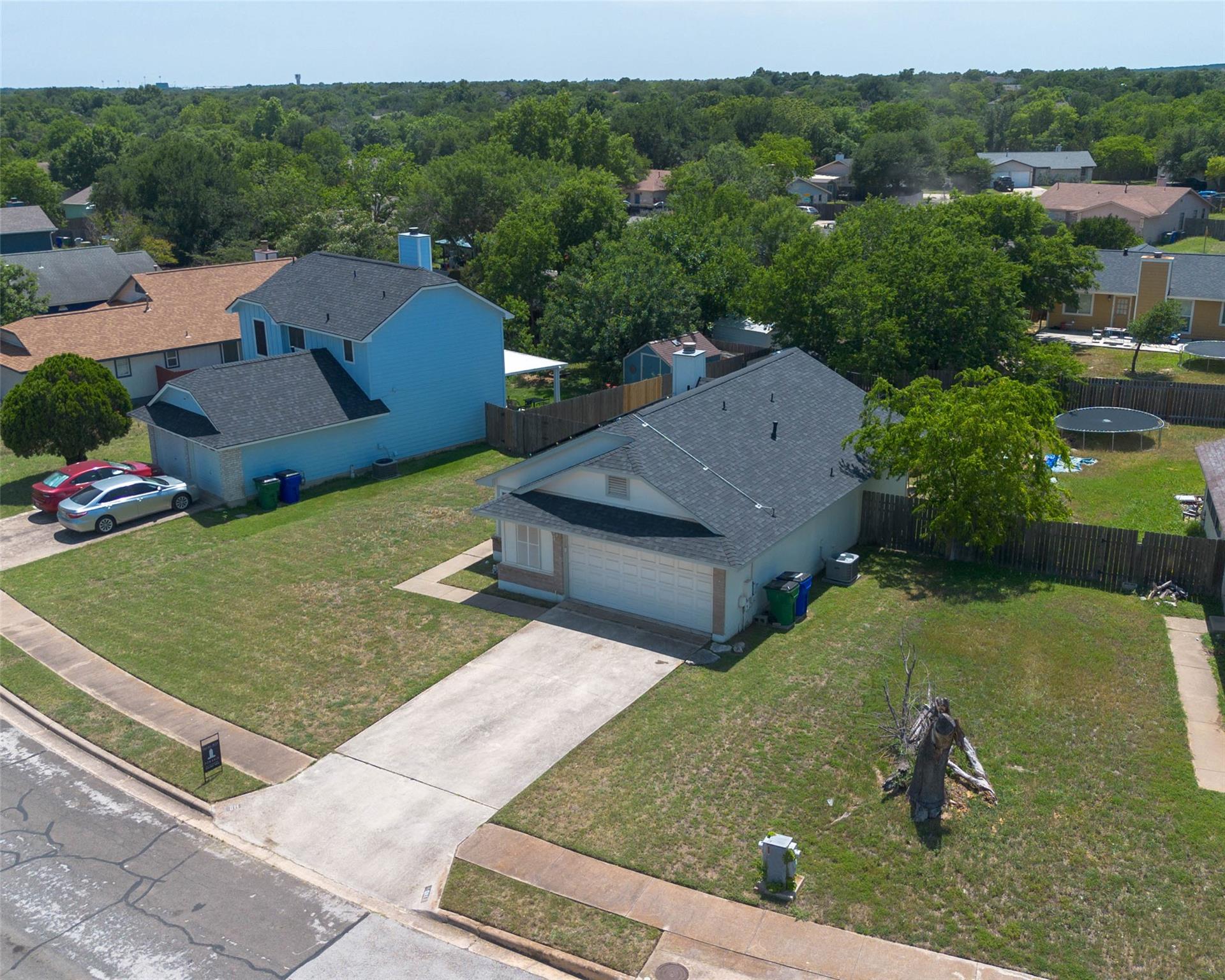 611 Penny Ln, Cedar Park, TX 78613