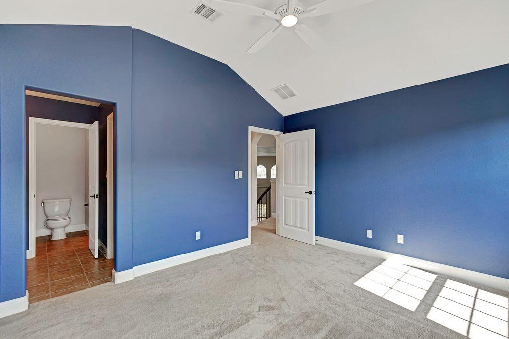 103 Tonkawa Trl W, Lakeway, TX 78738