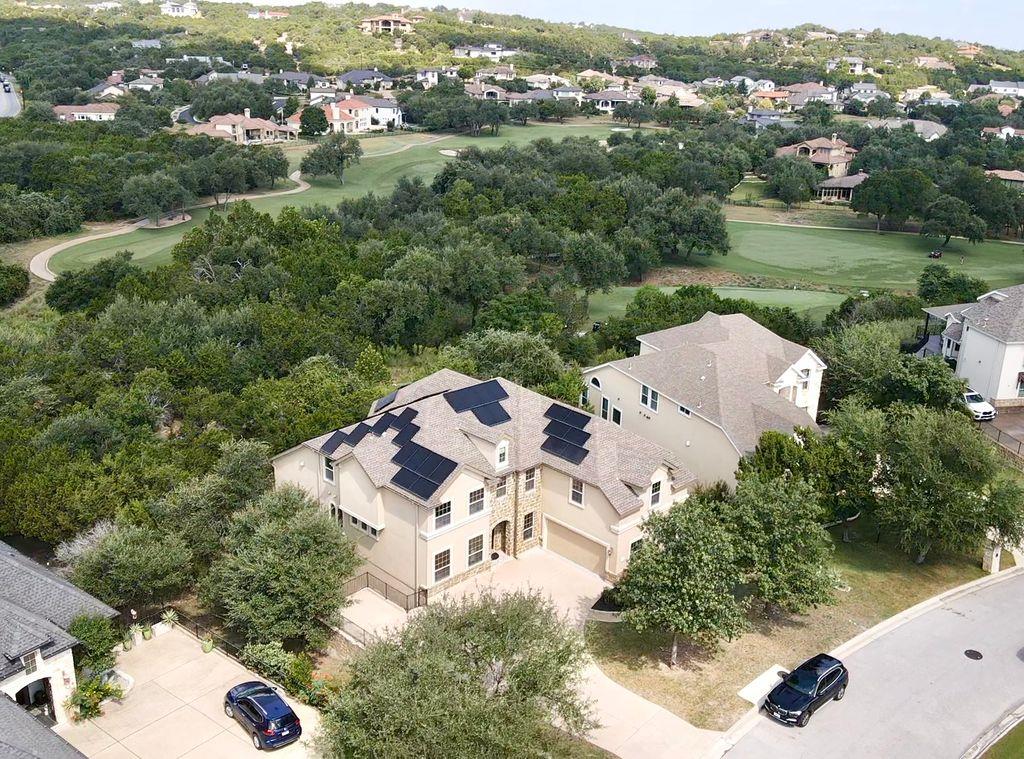 103 Tonkawa Trl W, Lakeway, TX 78738