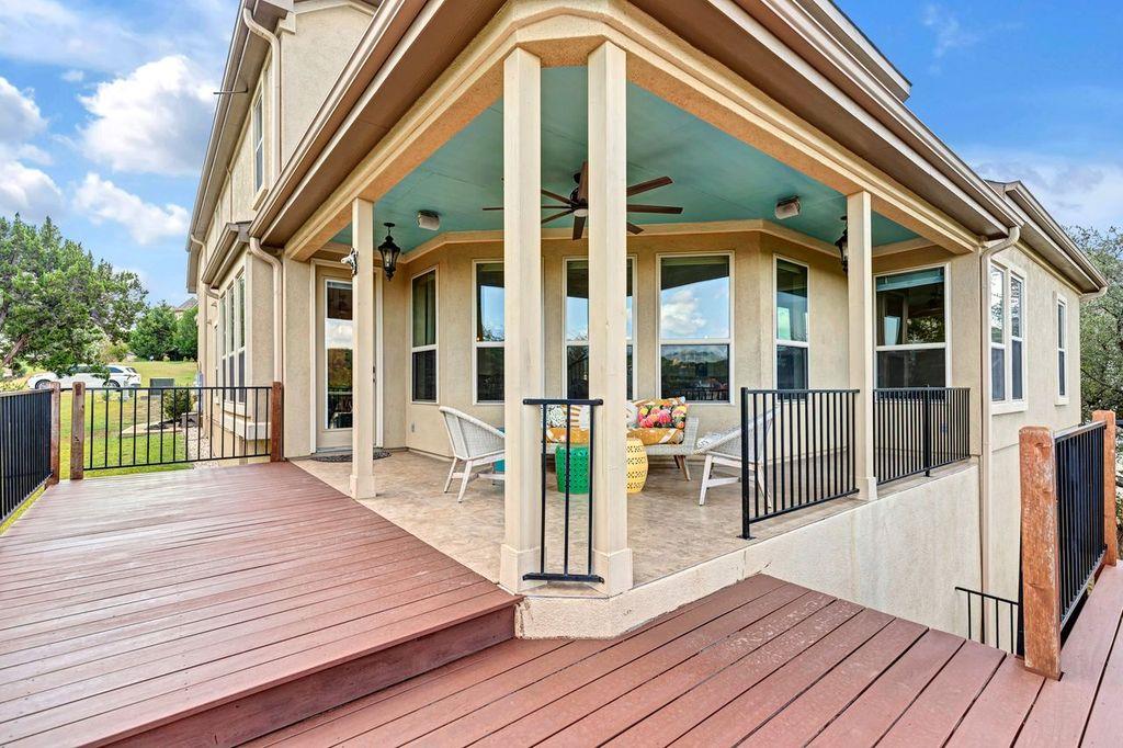 103 Tonkawa Trl W, Lakeway, TX 78738