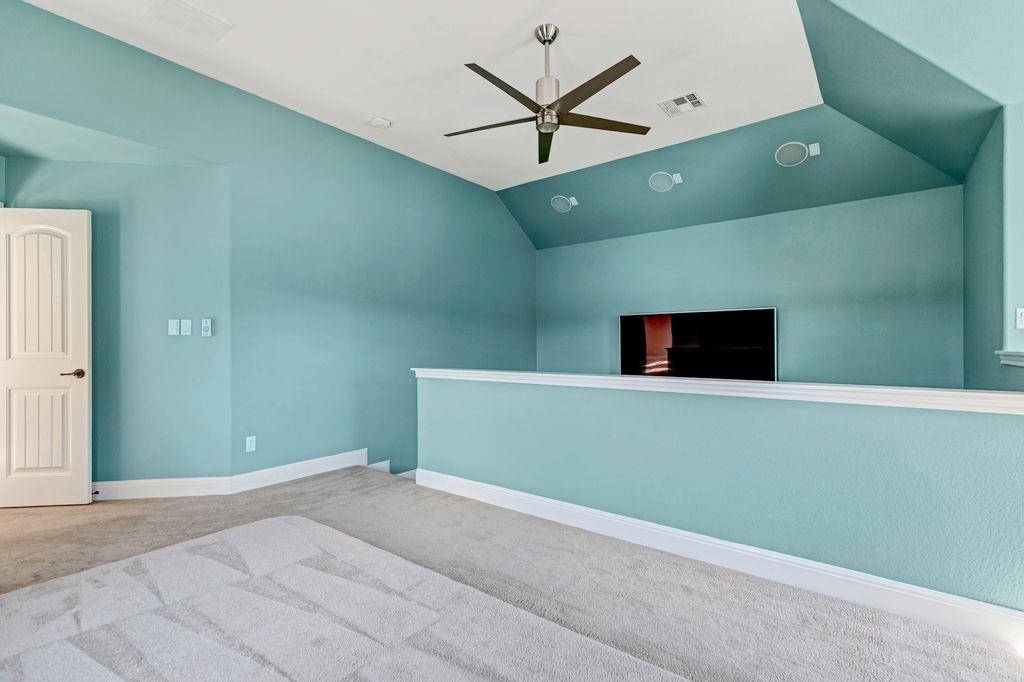 103 Tonkawa Trl W, Lakeway, TX 78738