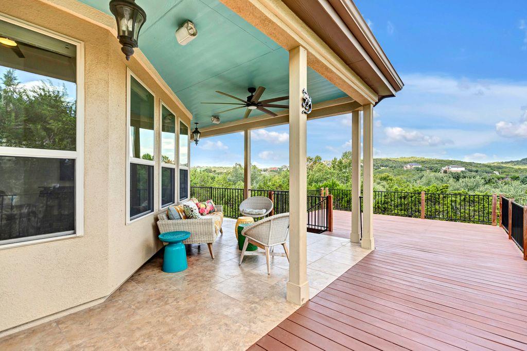 103 Tonkawa Trl W, Lakeway, TX 78738