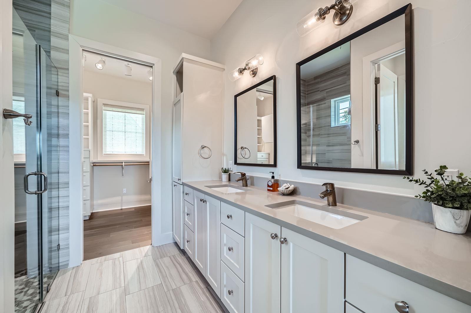 19517 Flying J Blvd # 8, Spicewood, TX 78669