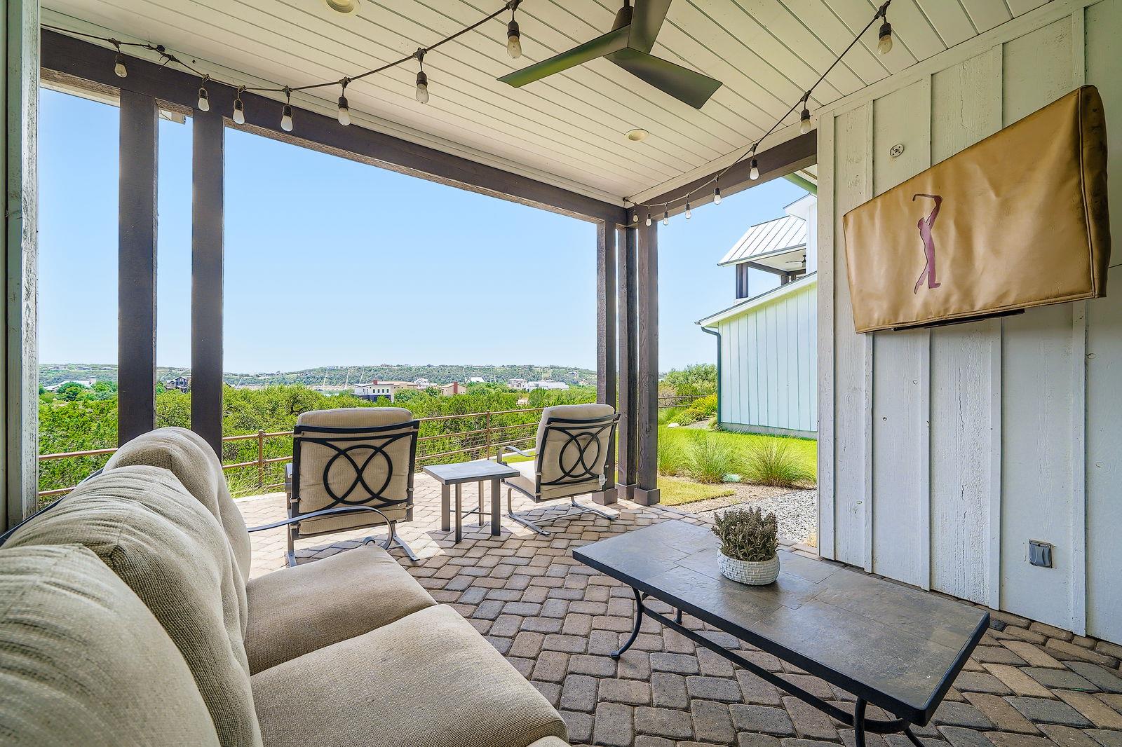 19517 Flying J Blvd # 8, Spicewood, TX 78669