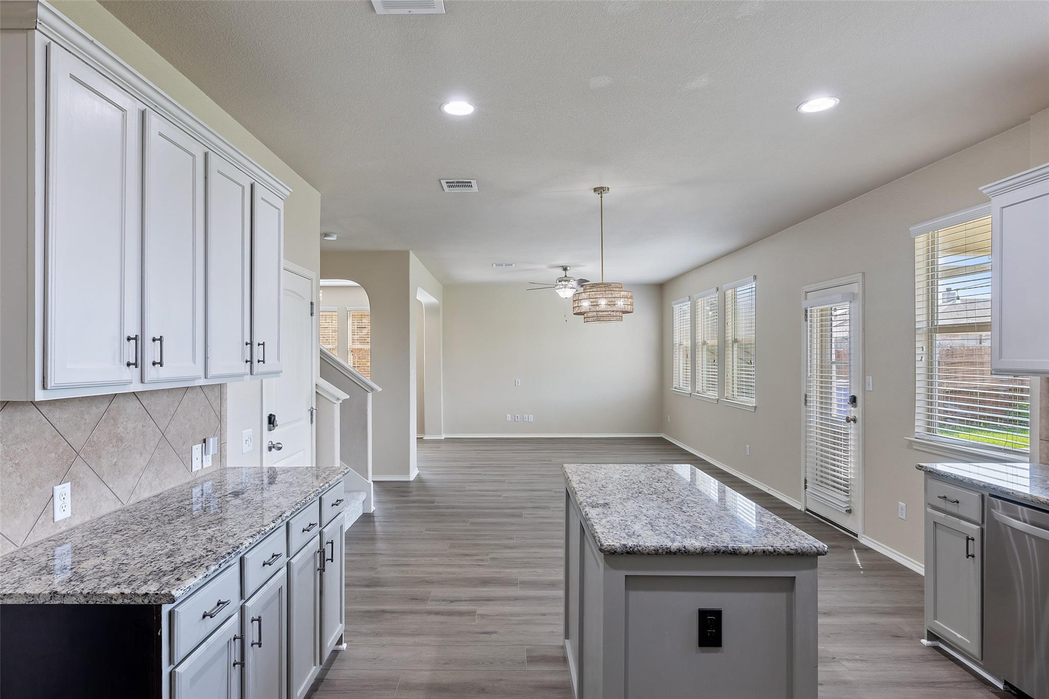 18320 Lydia Springs Dr, Pflugerville, TX 78660