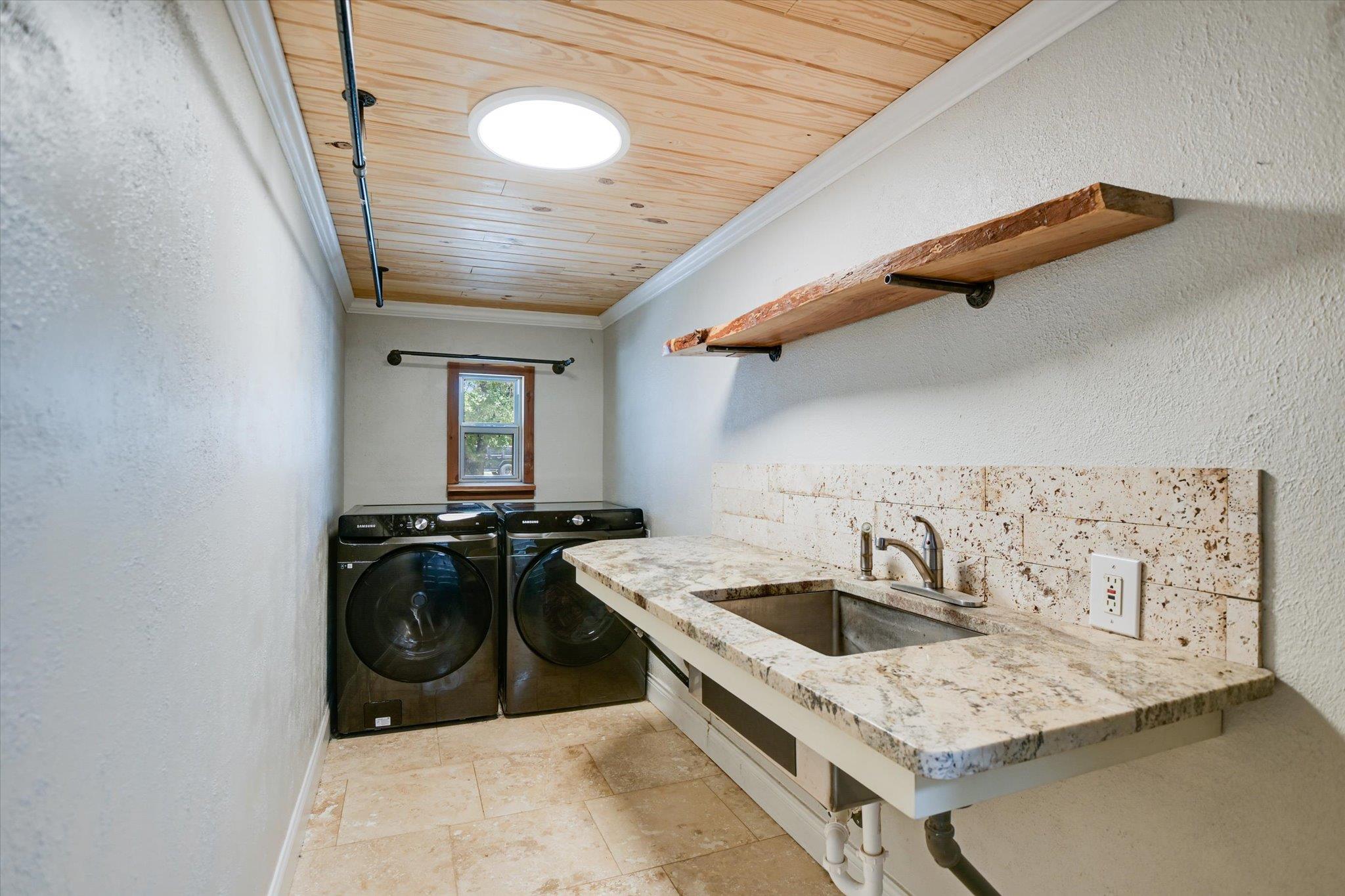 5 Tammy Ter, Wimberley, TX 78676