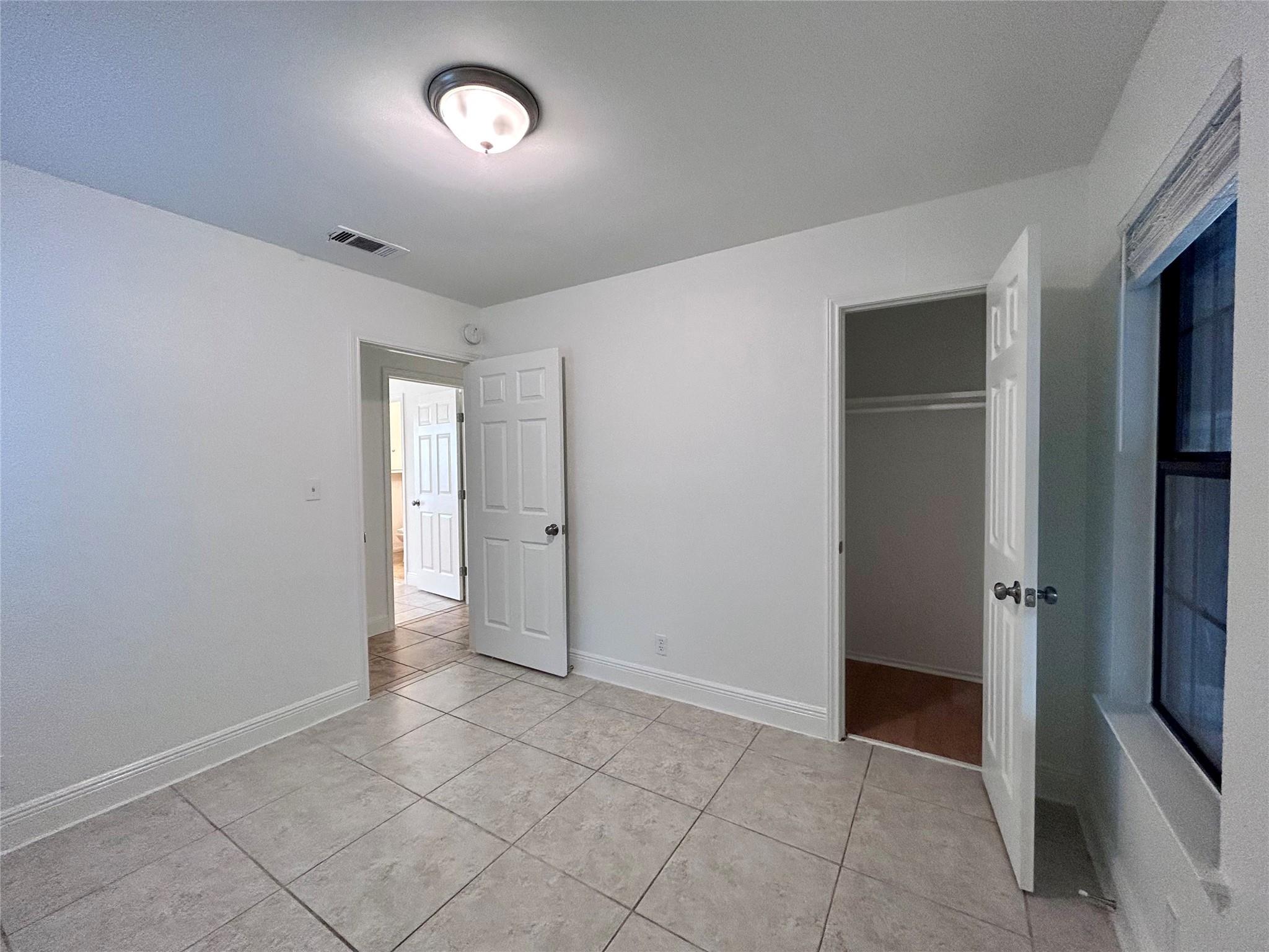 6200 Palm Cir, Austin, TX 78741