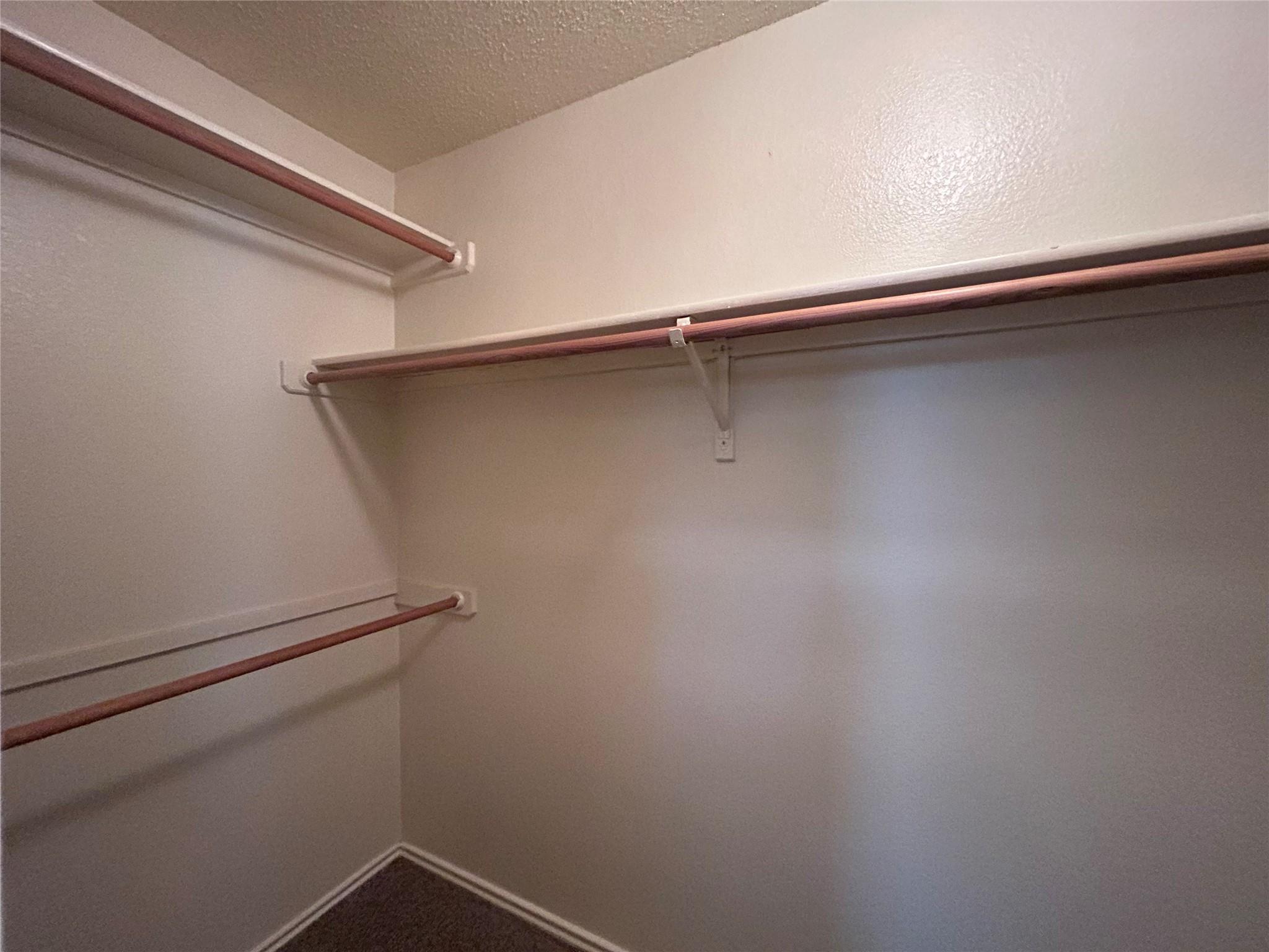 6200 Palm Cir, Austin, TX 78741