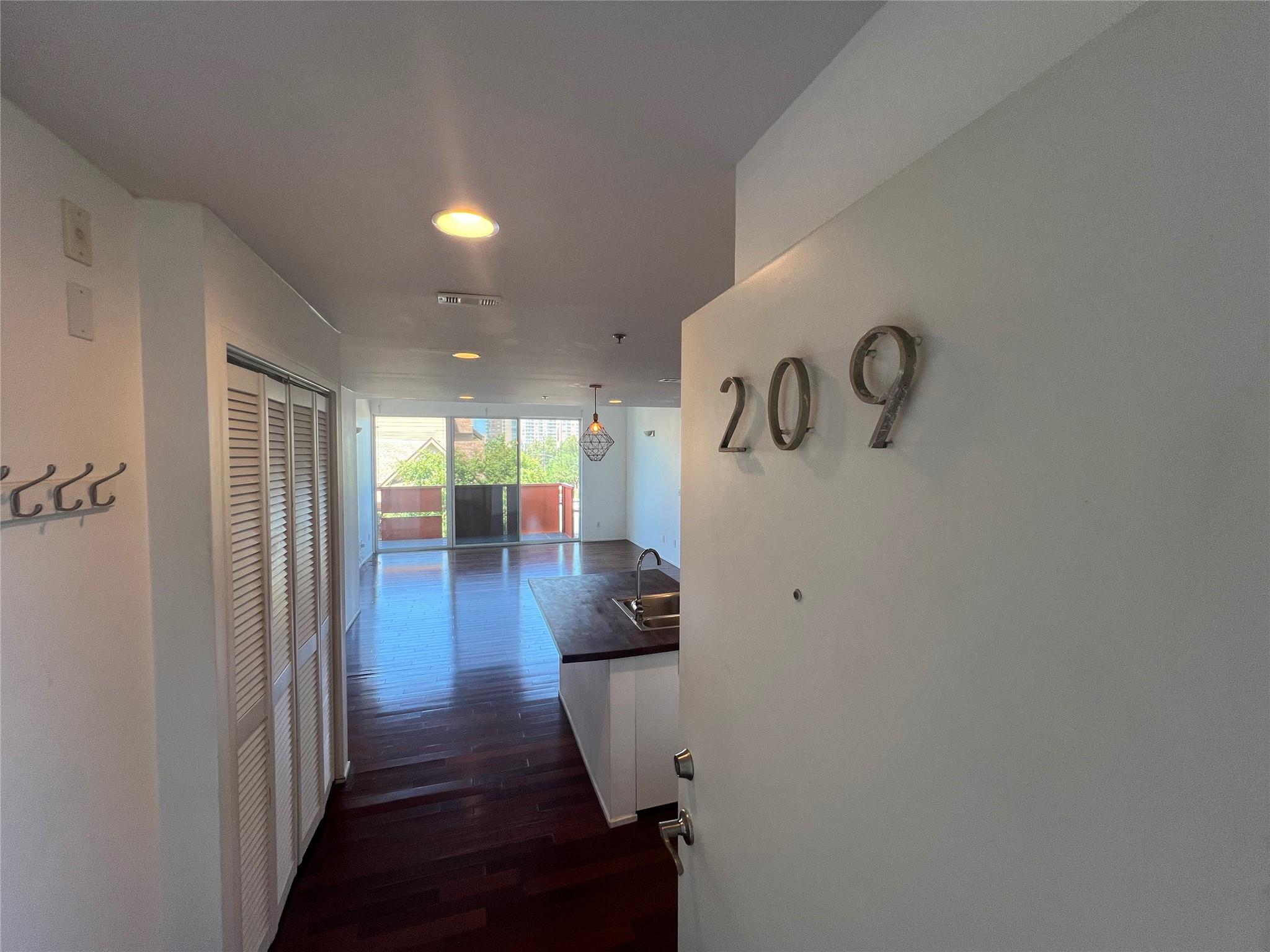 1200 E 11th St # 209, Austin, TX 78702