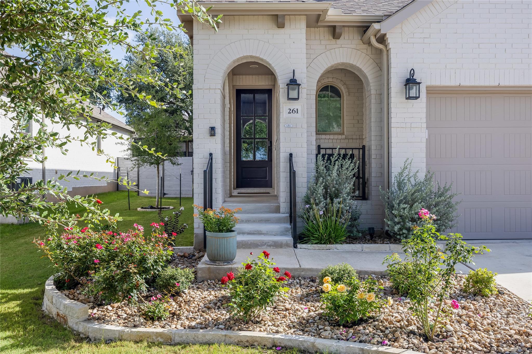 261 Arrowhead Mound Rd, Georgetown, TX 78628