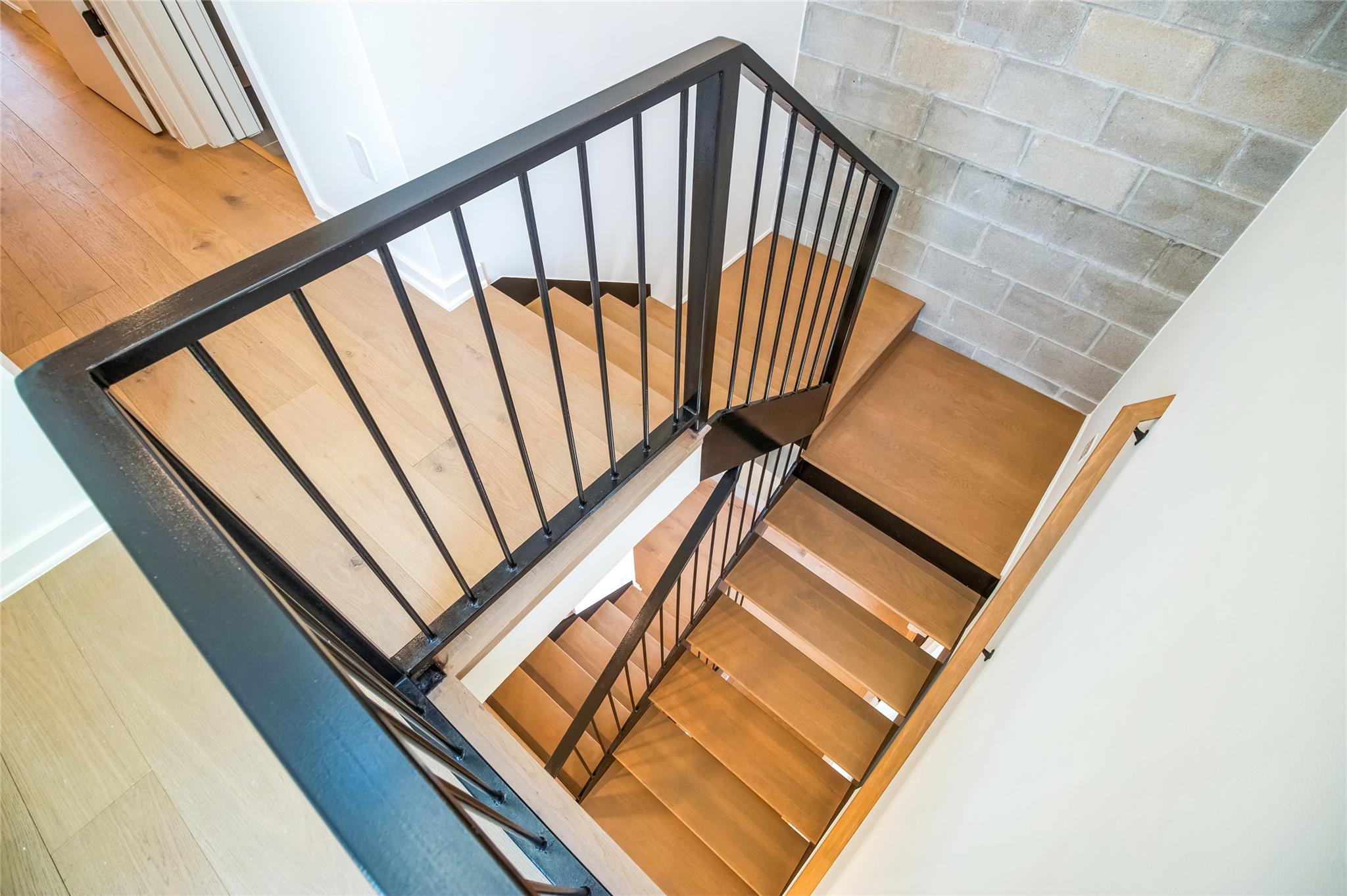 700 Denson Dr # 1104, Austin, TX 78752