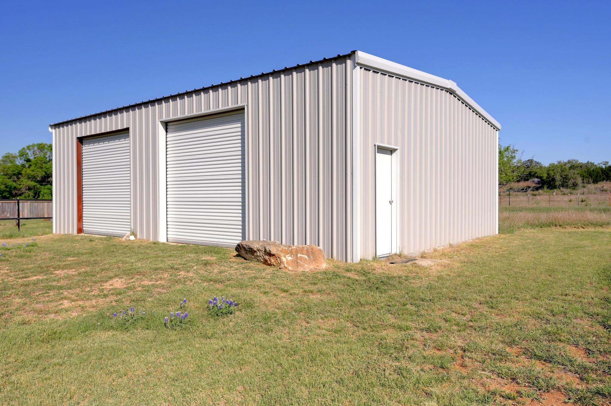 842 Cougar Dr, Canyon Lake, TX 78133