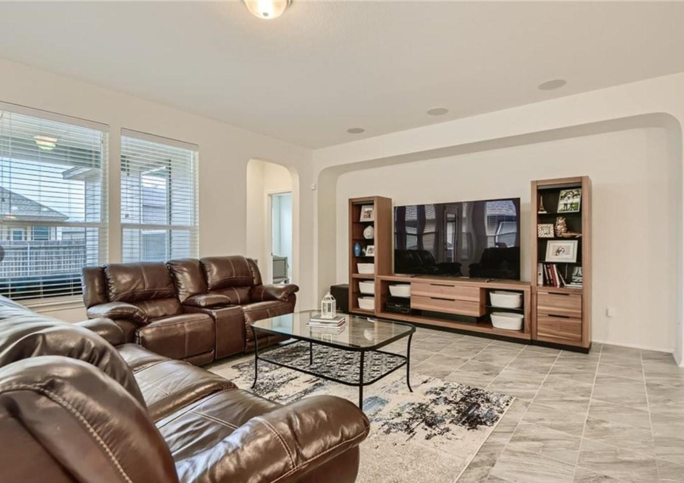 5836 Sardinia Dr, Round Rock, TX 78665