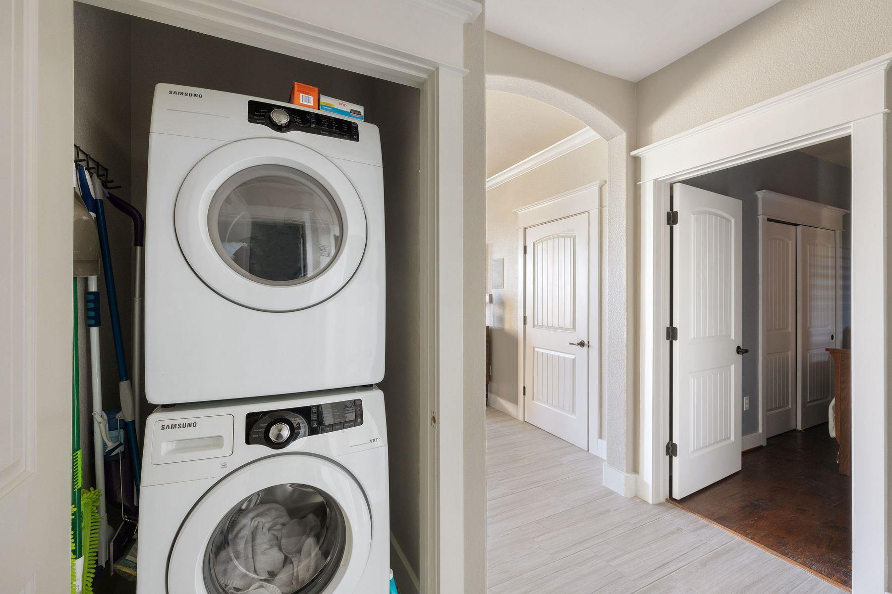 6704 Lantern View Dr # 202, Jonestown, TX 78645