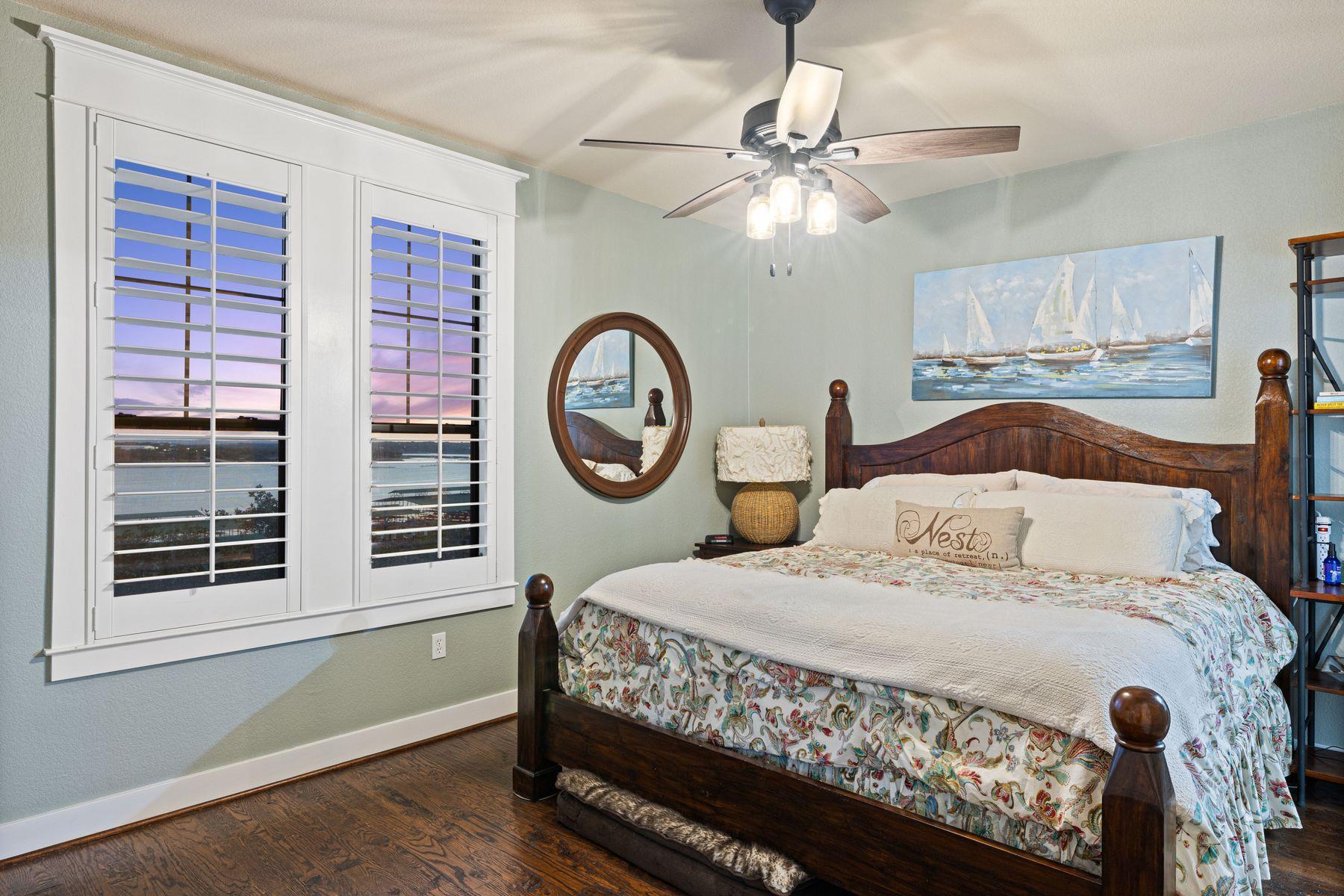 6704 Lantern View Dr # 202, Jonestown, TX 78645