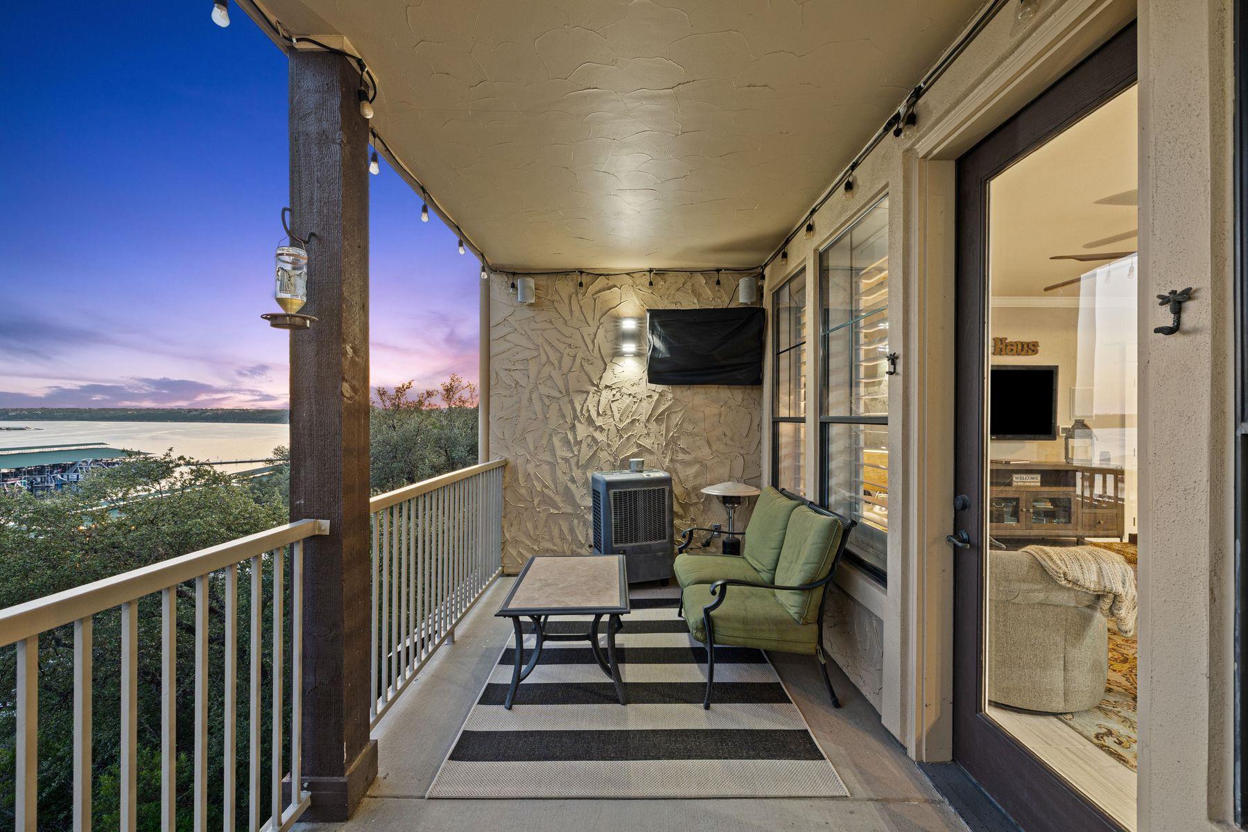 6704 Lantern View Dr # 202, Jonestown, TX 78645