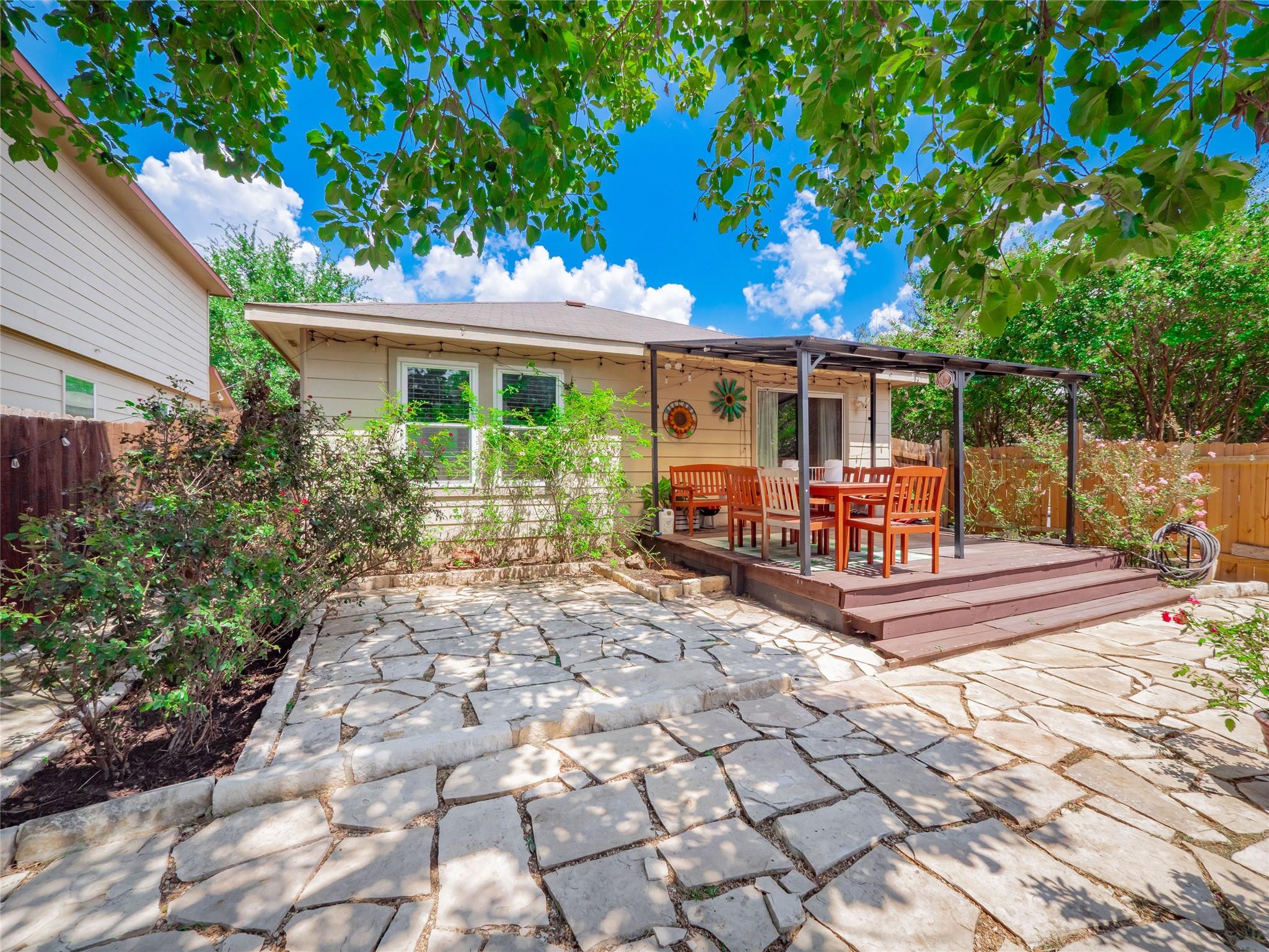 101 Texas Ash Cv, Manchaca, TX 78652