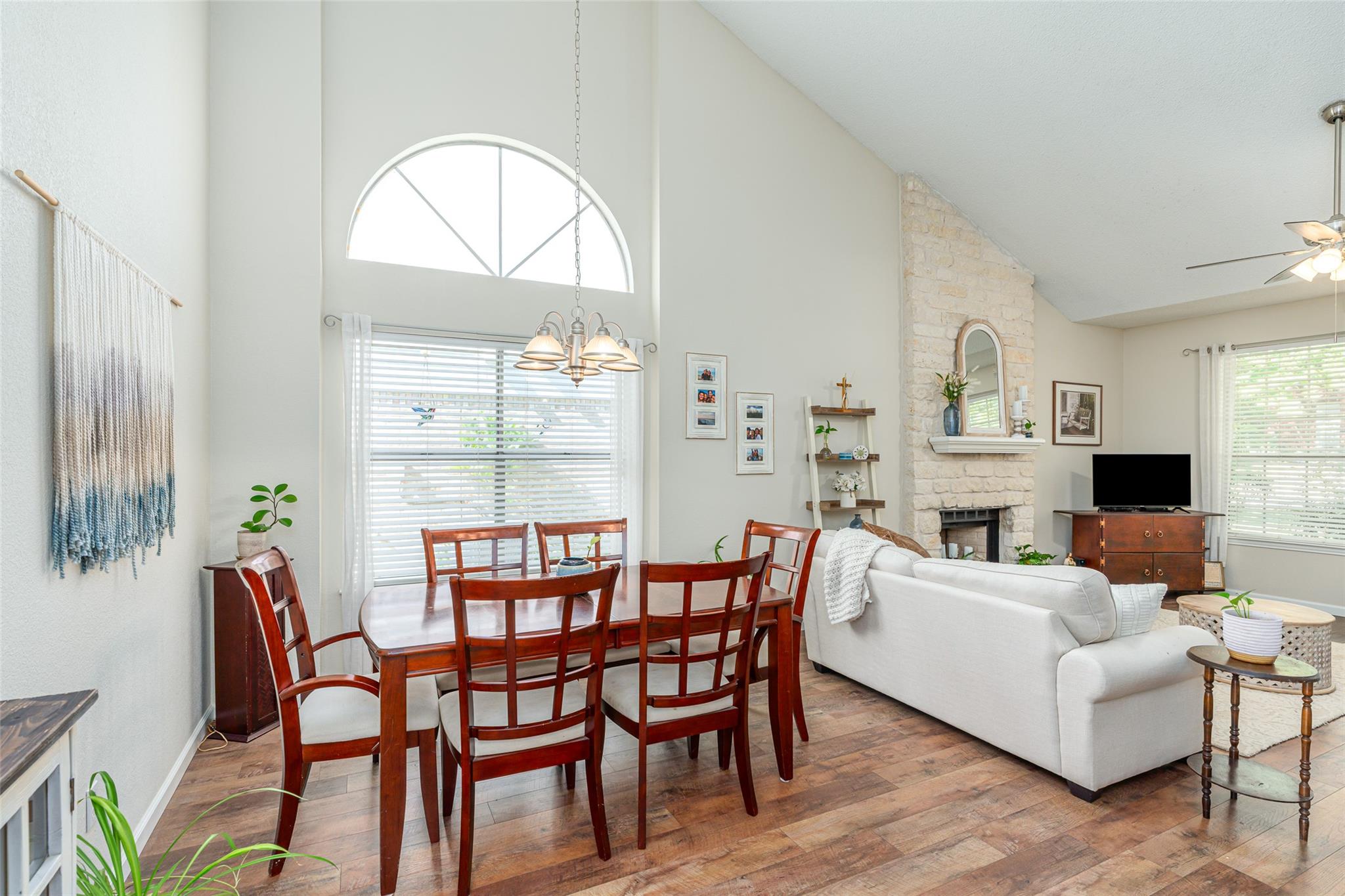 536 Tanner Trl, Pflugerville, TX 78660