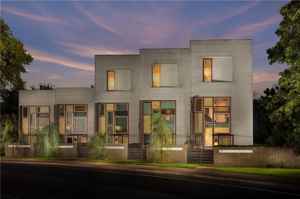 5502 Guadalupe St # 1, Austin, TX 78751