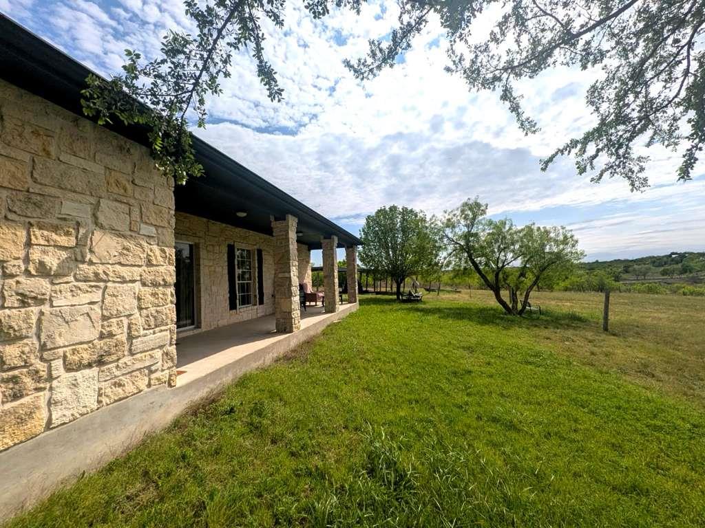 1644 county road 139, Hutto, TX 78634