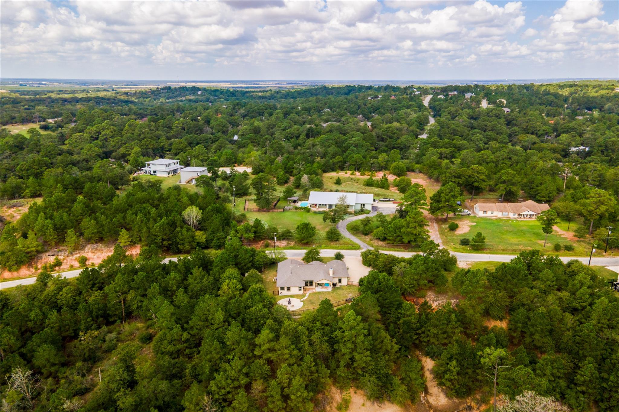 132 Mamalu Dr, Bastrop, TX 78602